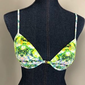 Victoria secret bikini top only 32C